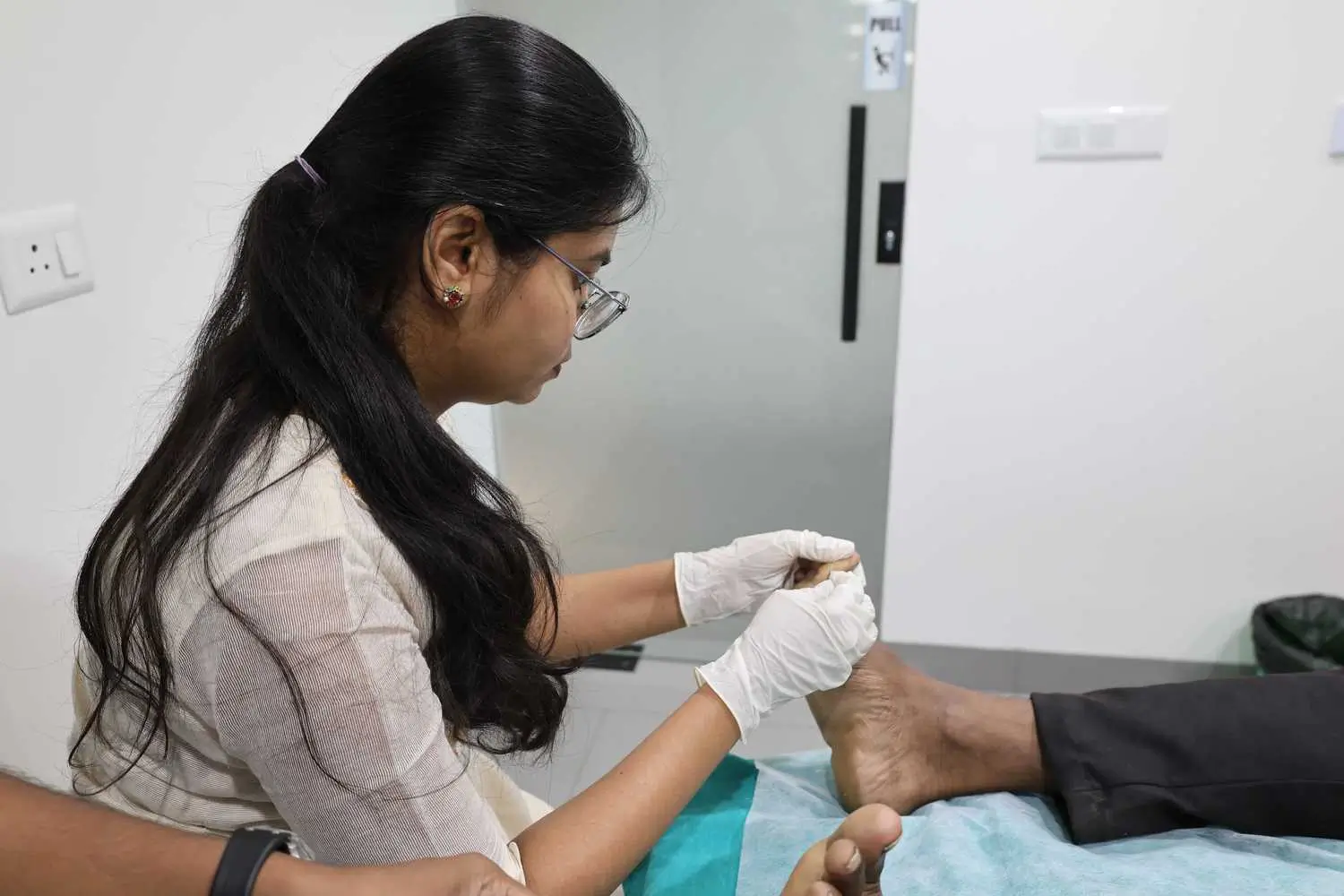 skin-clinic-best-dermatologist-in-coimbatore-expert-care-home-dermavue-lasers-cosmetology_426